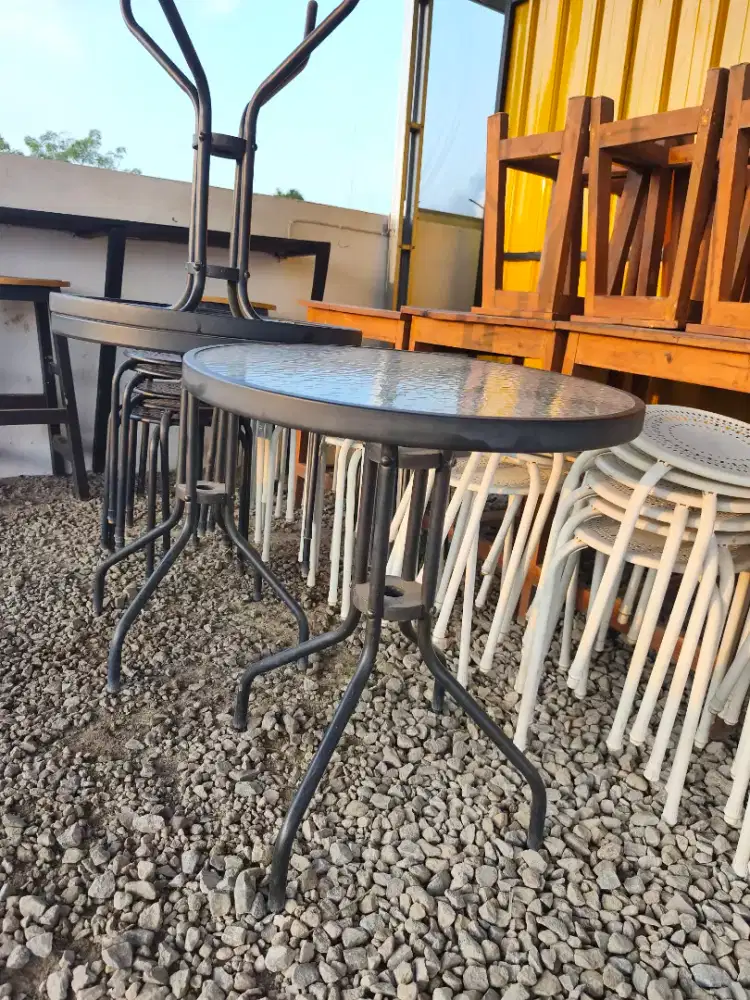 Soleil Meja teras kaca
