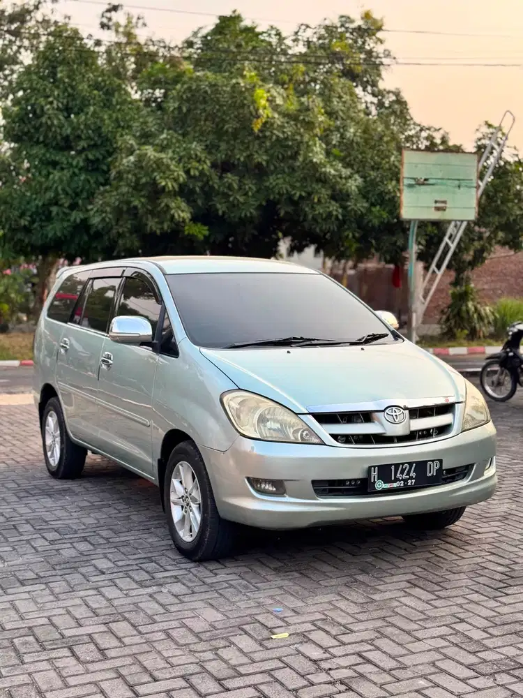 INNOVA V 2005 Matic