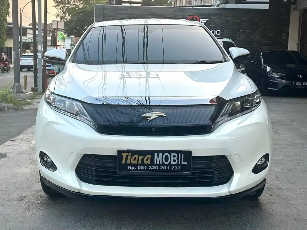 Toyota Harrier 2.0 Automatic Th 2014