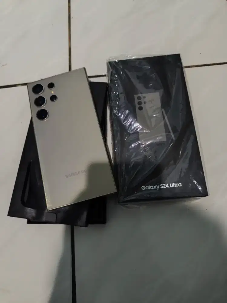 Samsung s24 ultra ram 12/512 gb second sein