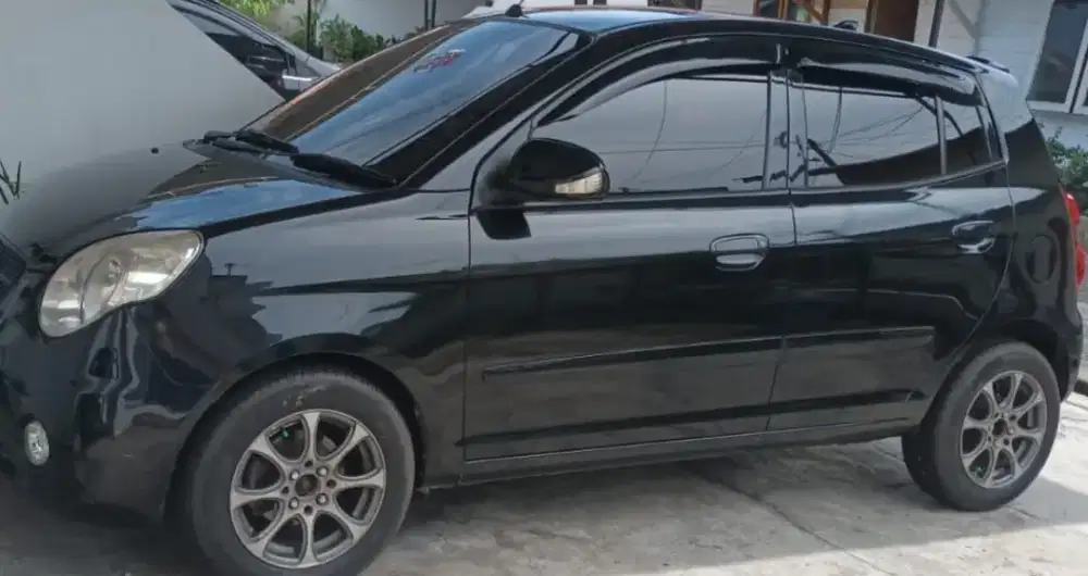 Dijual cepat 1 unit mobil kia picanto