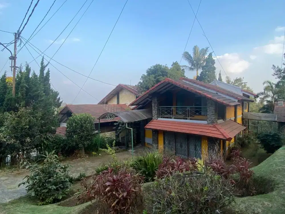 BEST DEAL! Dijual Cepat Rumah Villa MURAH Di Villa Istana Bunga Lembang Komplek Ternama Paling Di Cari Untuk Liburan Keluarga