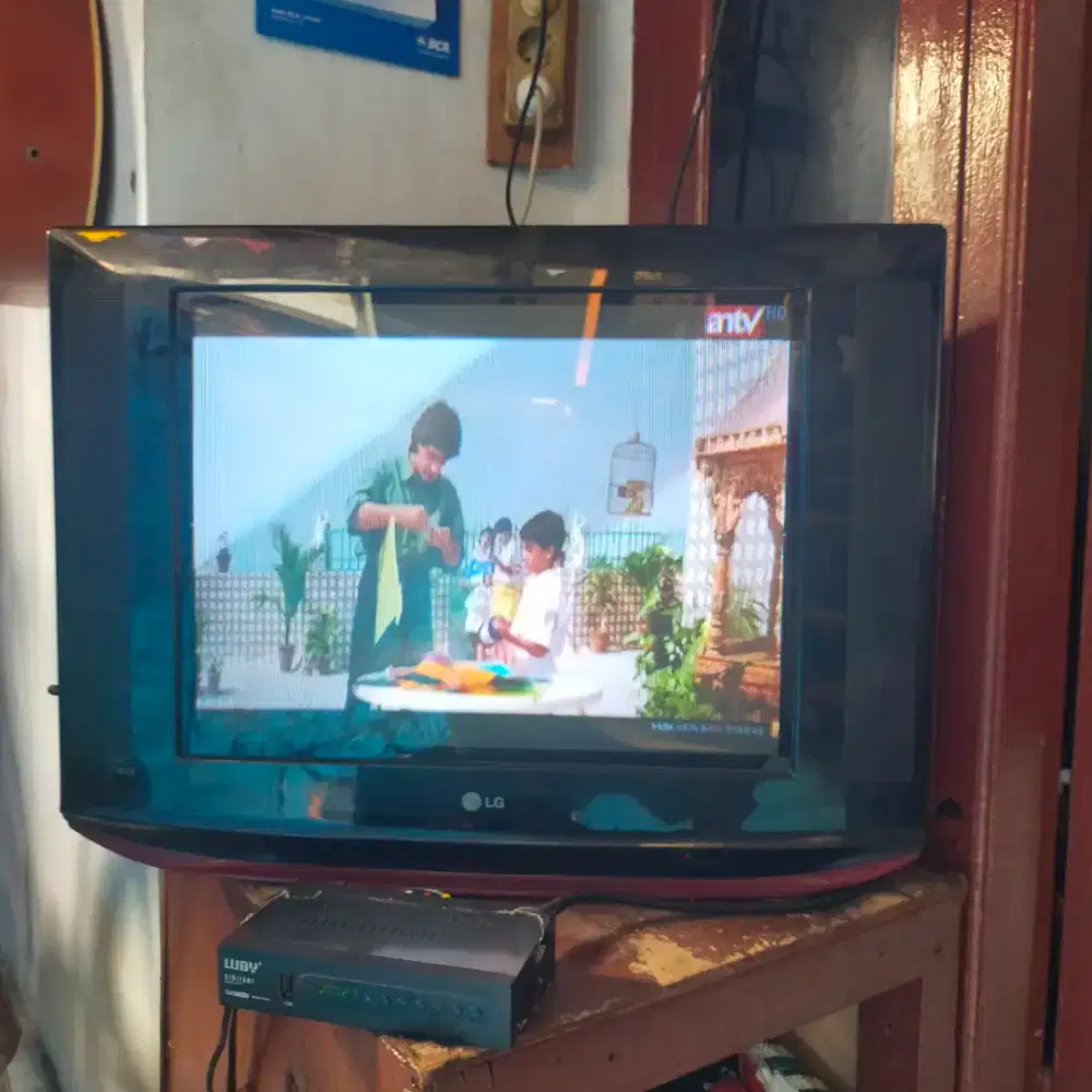 Tv tabung 21 merk LG