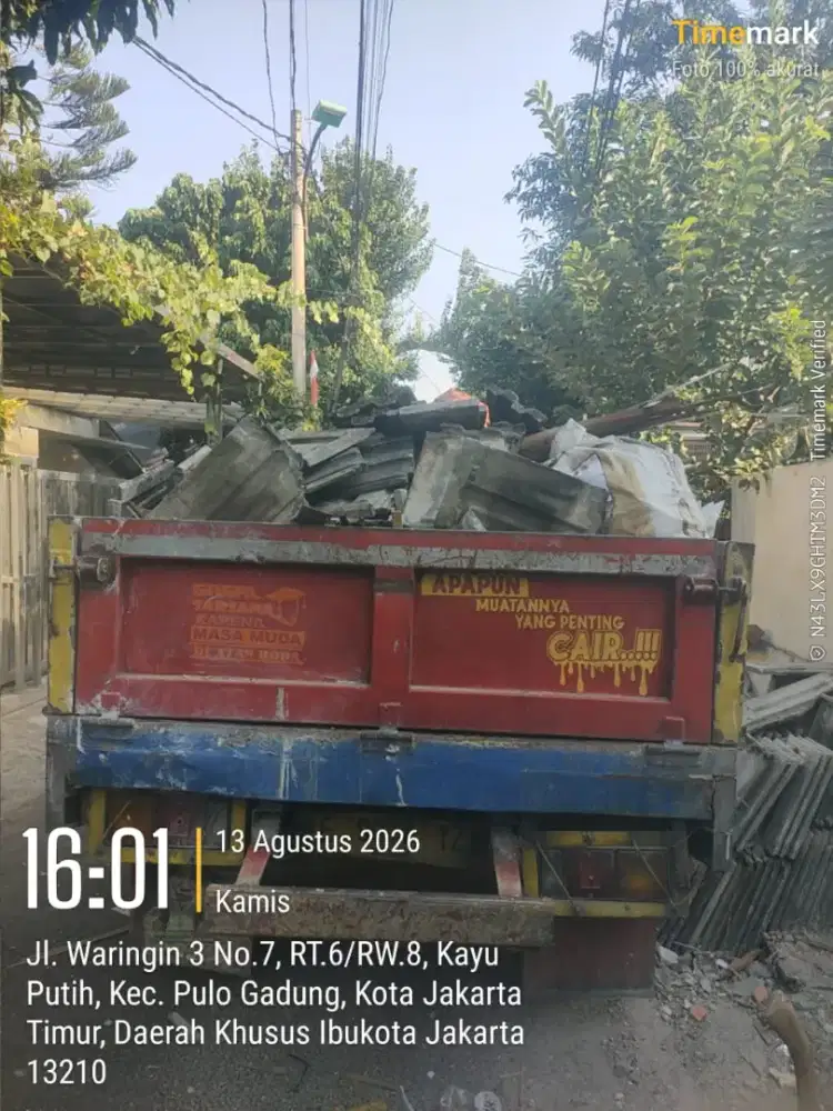 Jasa buang puing dan sampah proyek