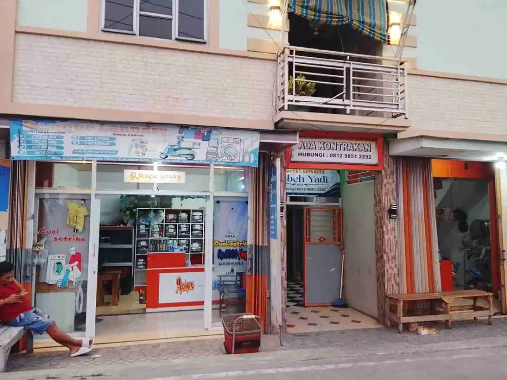 jual kontrakan 16 pintu dan 2 ruko pinggir jalan surat SHM