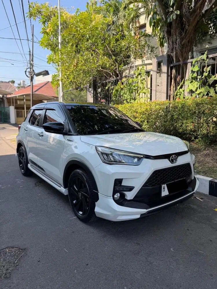 Raize 1.0 Turbo GR Sport Two Tone 2023
