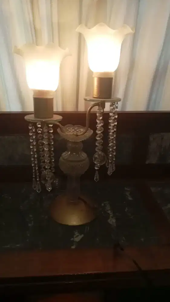 LAMPU MEJA KUNINGAN