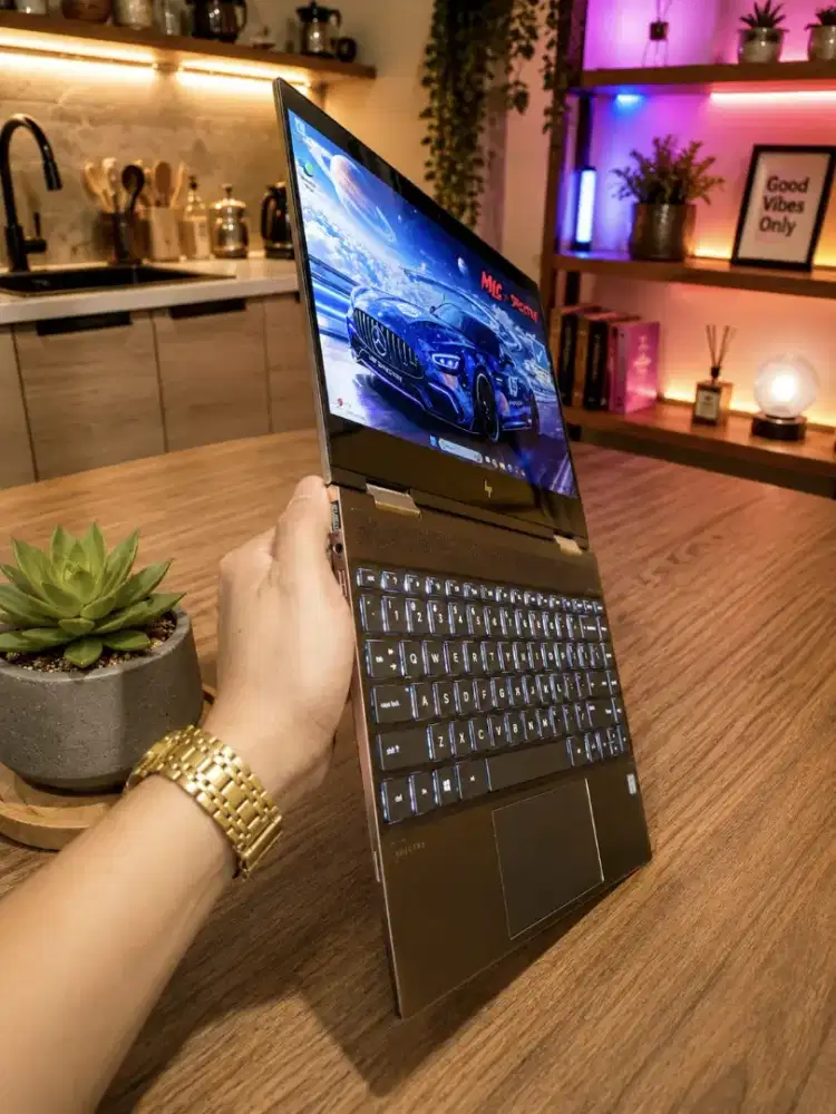 Laptop HP SPECTRE X360 TOUCHSCREEN Core i7 RAM 16Gb SSD 512Gb SLIM