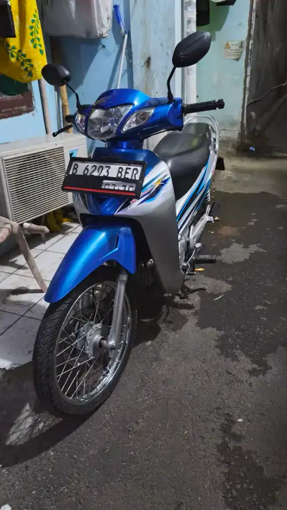 Honda karisma x 125 cc Th 2005 pajak panjang mulus komplit