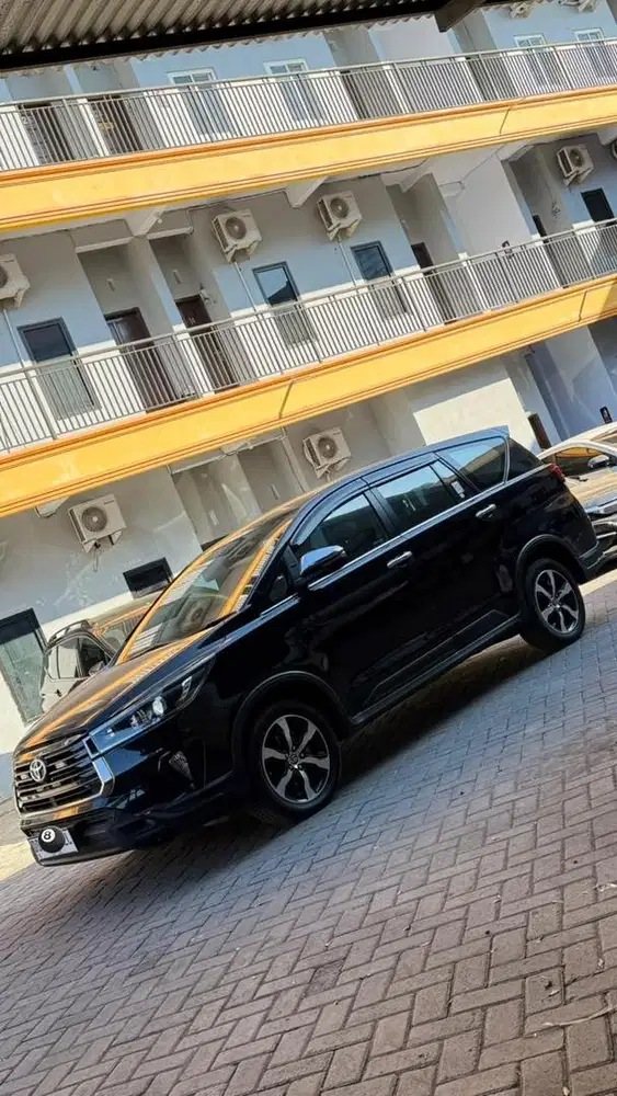 Innova venturer 2.4 diesel tahun 2022