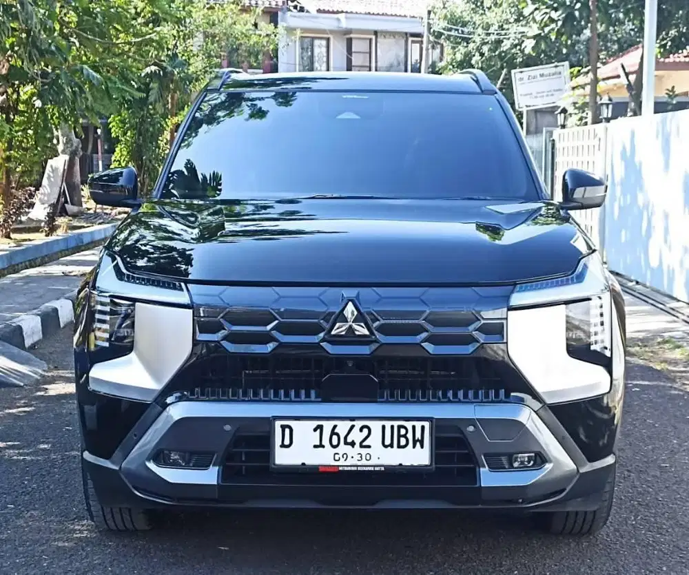 Mitsubishi Destinator Ultimate 2025 km 4rb Bandung
