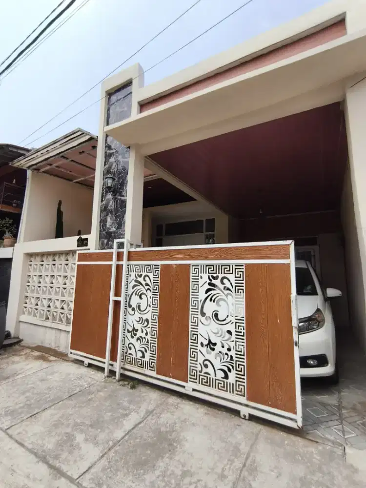 Over kredit/Cash Rumah Elegan Minimalis Taman Kebalen / Bekasi Utara