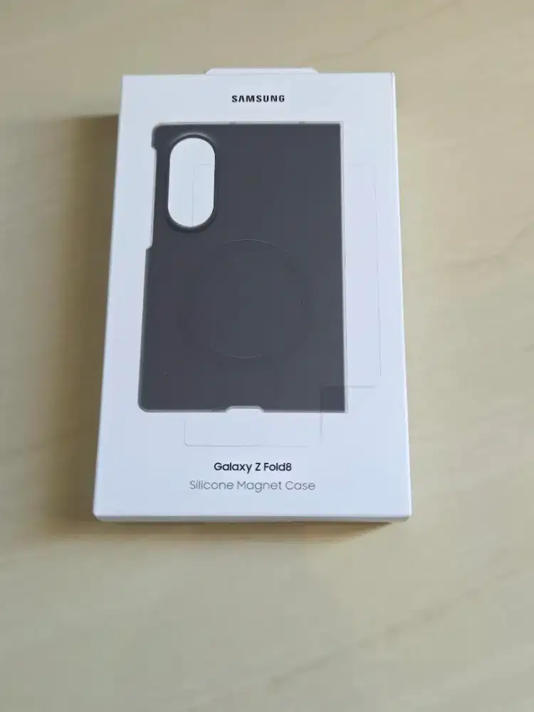 Dijual Murah! Silicone Magnet Case Samsung Z Fold 8. Original, Baru..