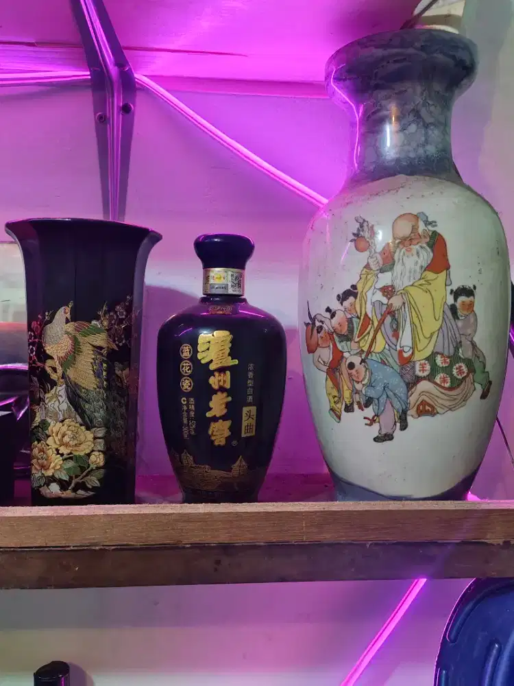 ORIGINAL GUCCI, VAS & BOTOL MINUMAN