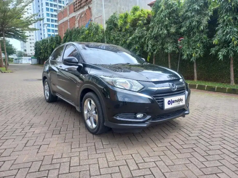 TDP 1 JUTA Honda HR-V 1.5 E Bensin-AT 2016 Hitam CNOVB