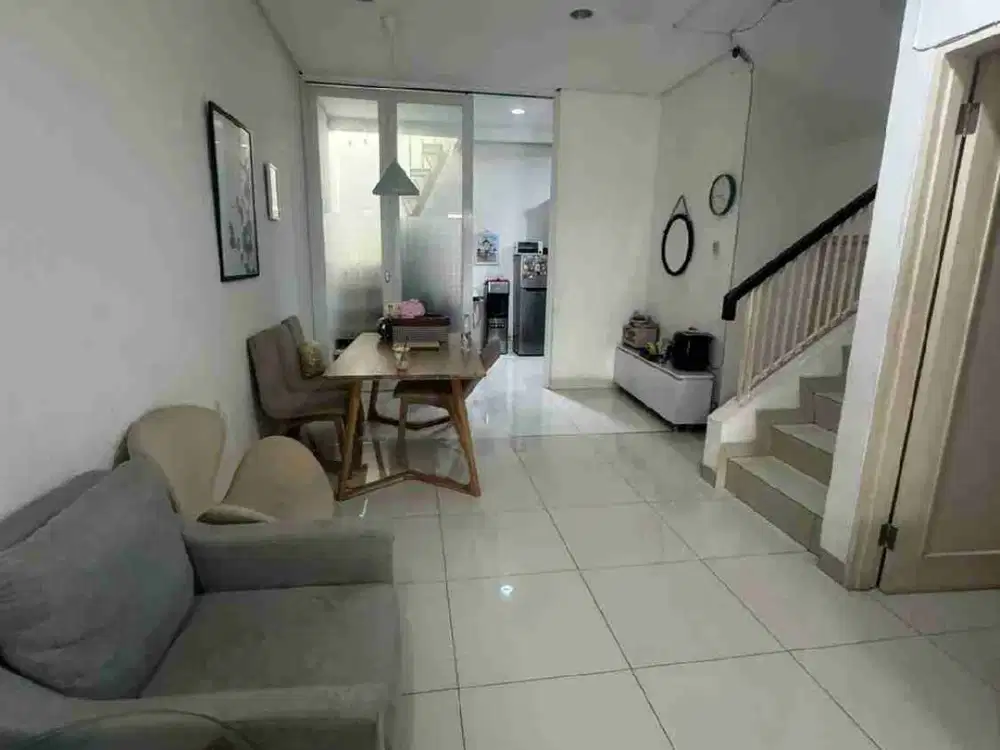 Dijual sgt murah rumah rapih siap huni semi furnish di Residence One-Bsd City