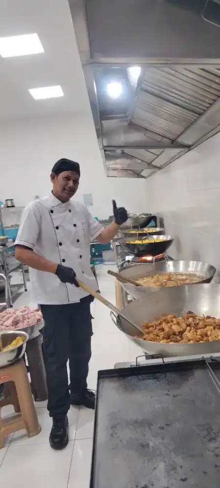 Sedang mencari pekerjaan head chef