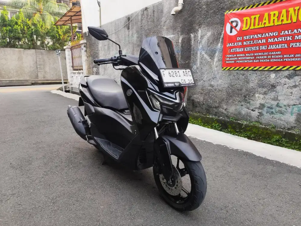 Yamaha Nmax Neo Hitam Glossy