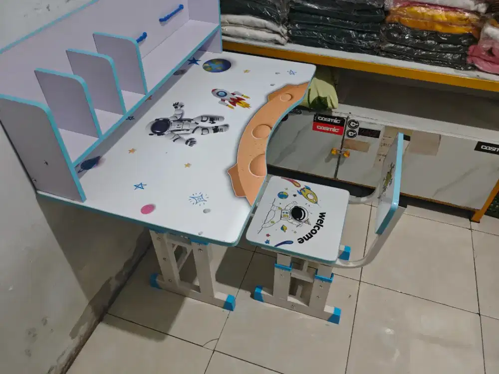 Meja Belajar Anak Murah Meja Belajar Anak 1 Set Murah