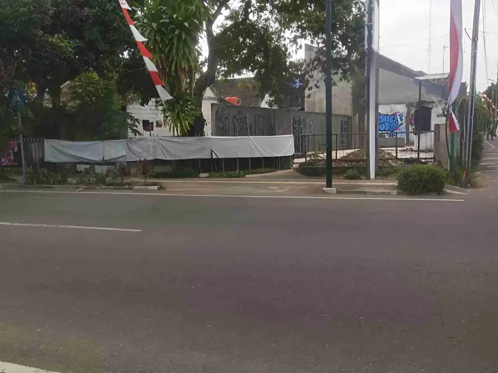 Tanah kosong Strategis pinggir jalan utama Timoho dekat Kantor Balaikota Yogjakarta