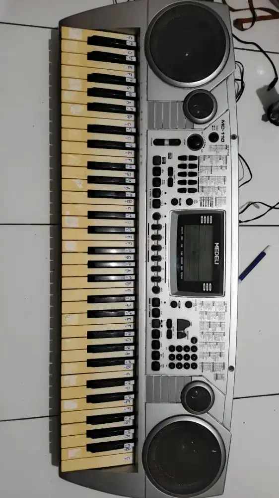 Keyboard / Piano Medeli MC110 siap pakai buat belajar lumayan tt/bt hp
