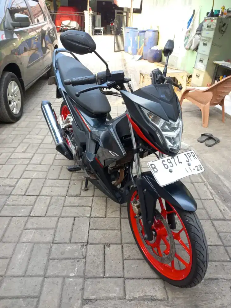 Honda sonic 2018 hitam