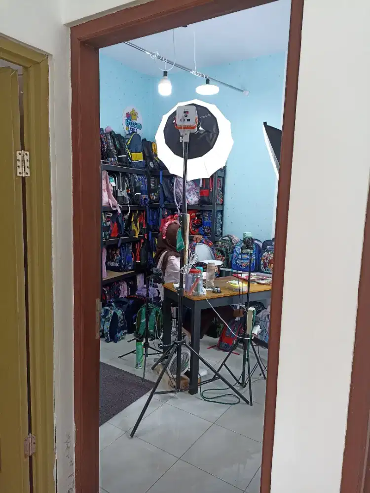 PERALATAN LIVE AFFILIATE DAN TEMPAT