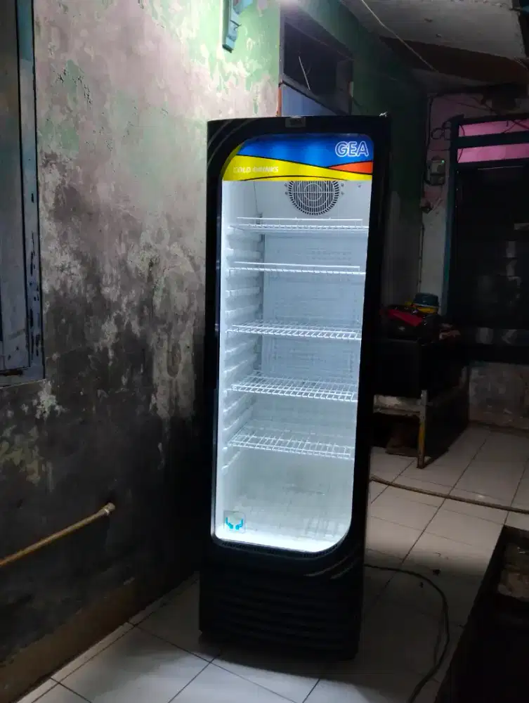 Jual bu showcase kulkas pendingin ukuran 5 rak merk GEA