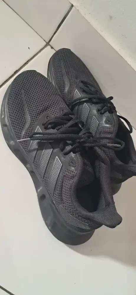 Adidas Duramo 10 triple black