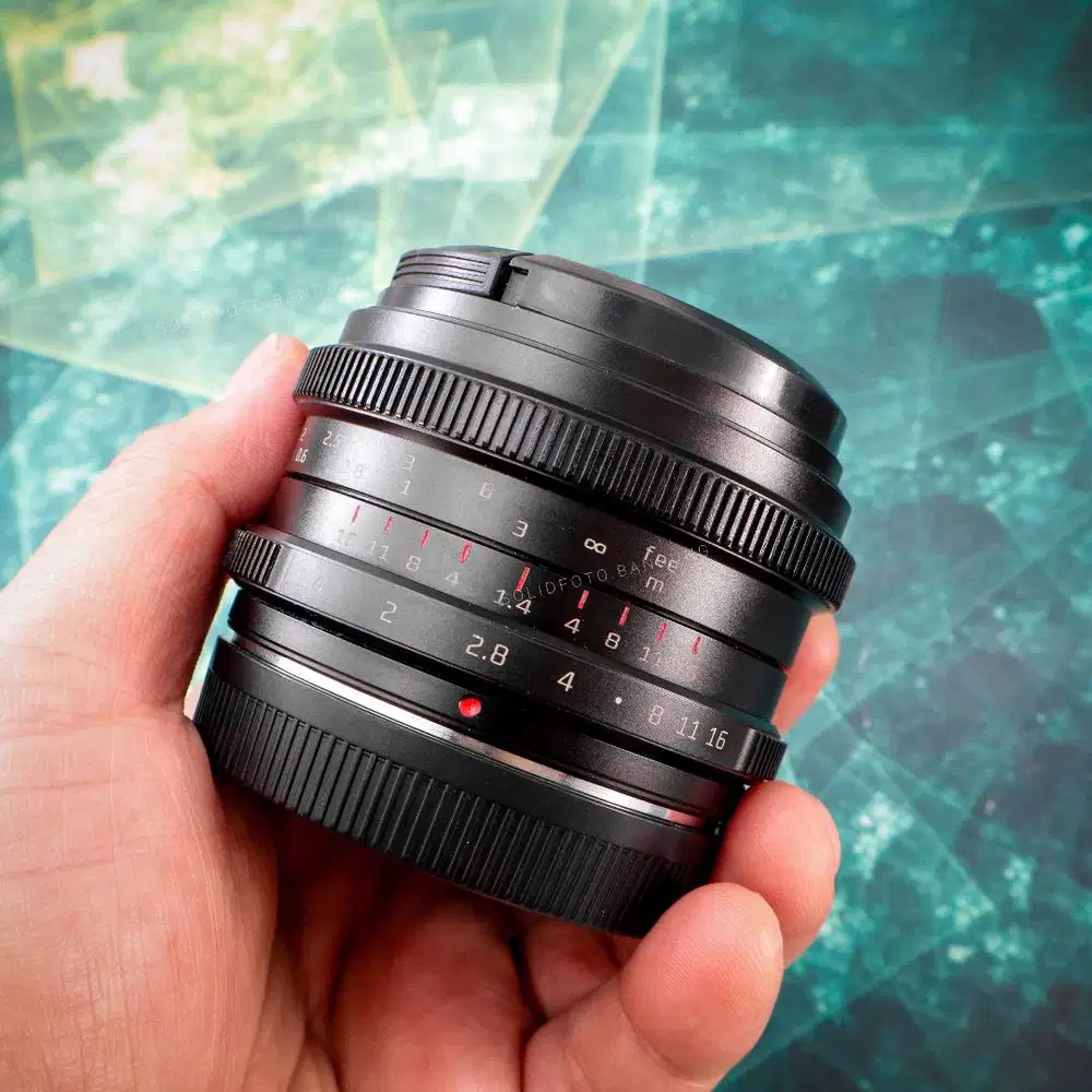 Lensa 7artisans 35mm F1.4 Mark II for Sony Fullframe. Fullset Mulus