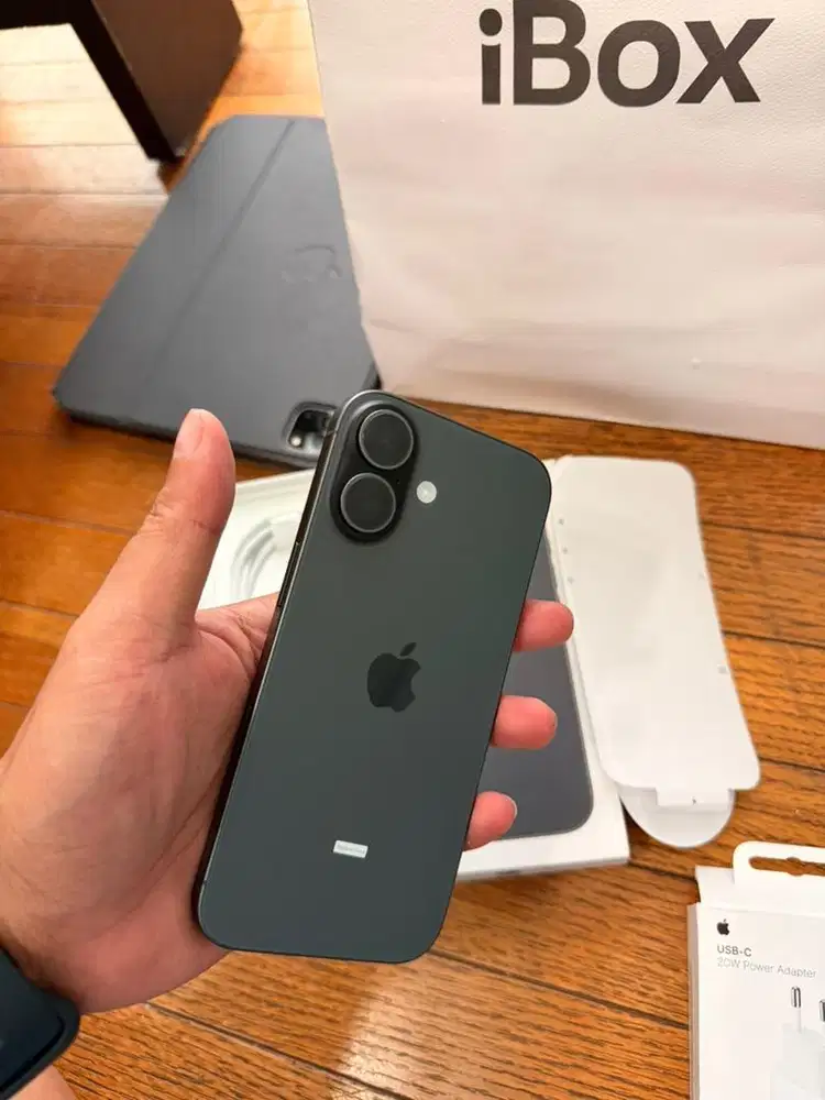 Iphone 17 black 256