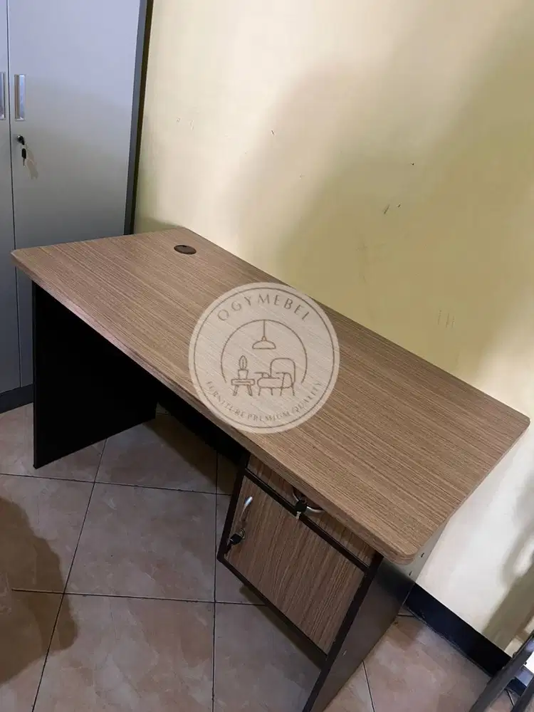 READY MEJA KERJA KANTOR UK 120 TERLARIS SALE