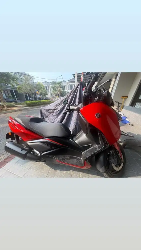 Dijual yamaha Xmax connected 2025 tangan pertama Kilometer rendah