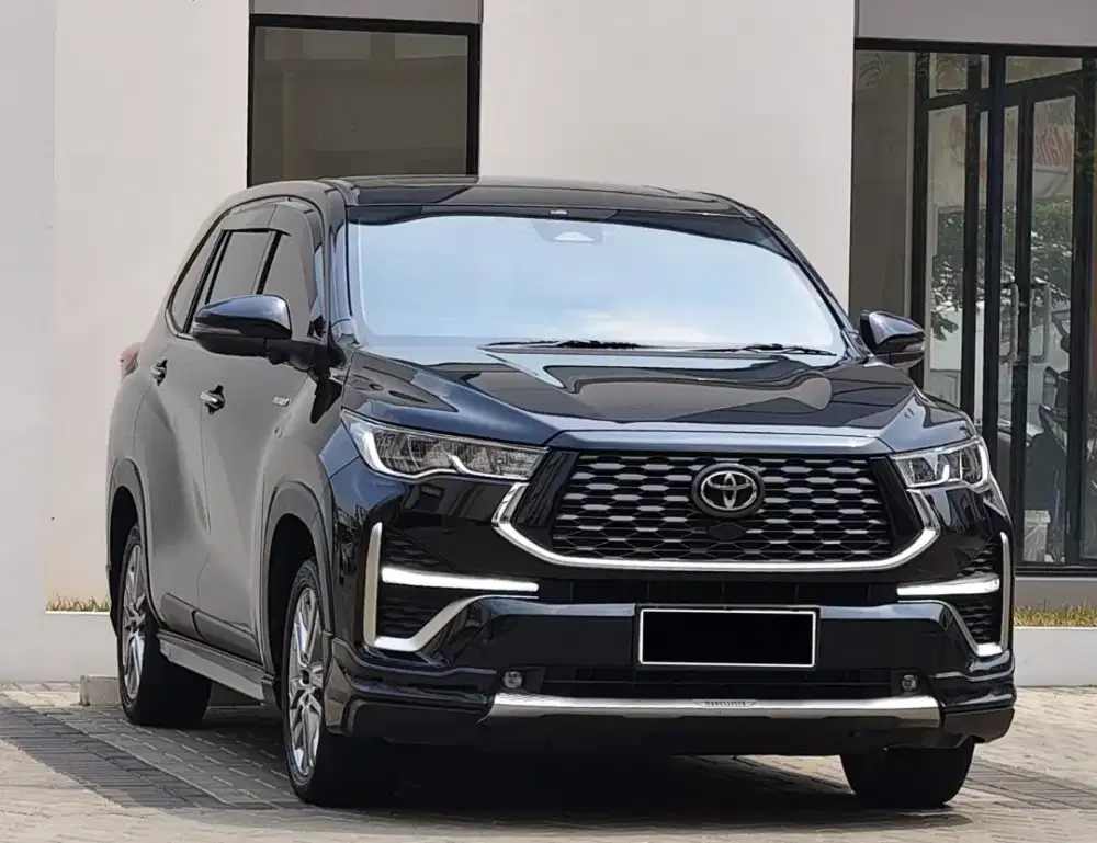 Toyota Innova Zenix Q Modelista Hybrid CVT 2023