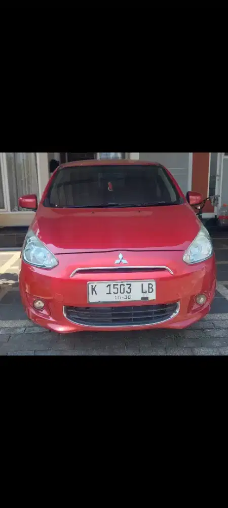 Mitsubishi mirage GLX tahun 2015
