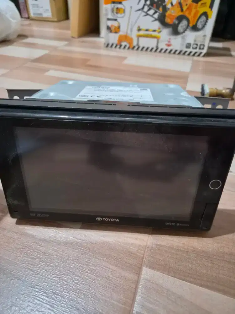 Audio video original bekas mobil fortuner vrz