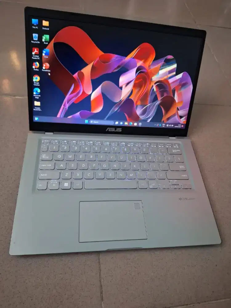 Bismillah dijual laptop Asus ryzen 3