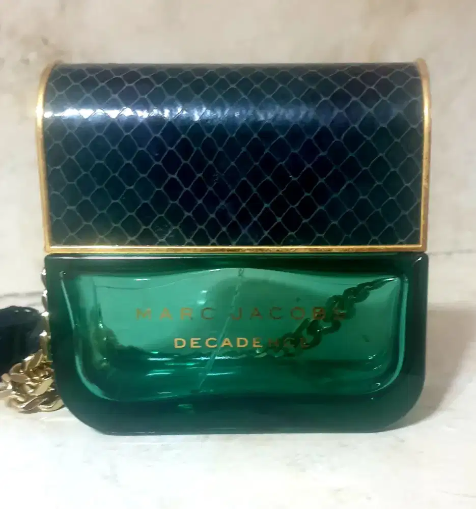 Botol parfum MARC JACOBS