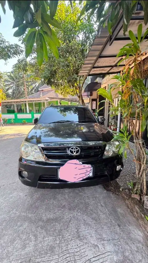 Toyota Fortuner 2005 Bensin