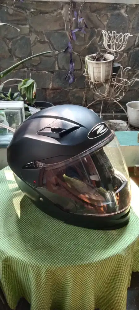 Helm ZEUS 611C Modular