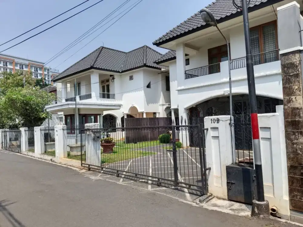 LUXURIOUS PRIVATE RESIDENCE – TAMAN GIRILOKA