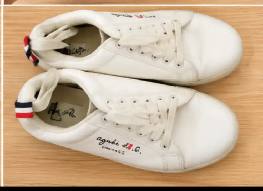 SEPATU SNICKERS PUTIH SECOND SIZE 38 100k aja