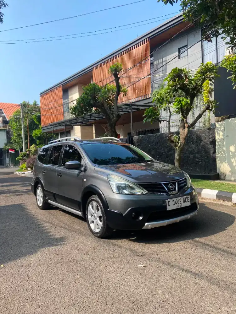 Nissan Grand Livina Xgear 2014