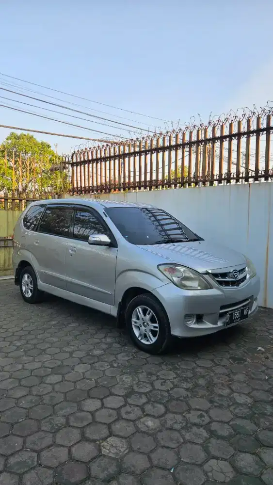 Xenia Xi 1.300cc 2010 Automatic