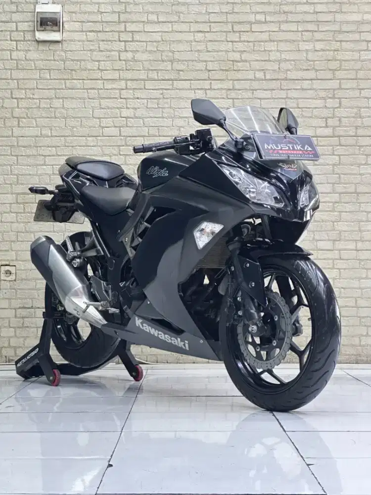 UNIT SIMPANAN‼️ KAWASAKI NINJA 250 FI TH 2016 MULUS ODO 16rb ASLI