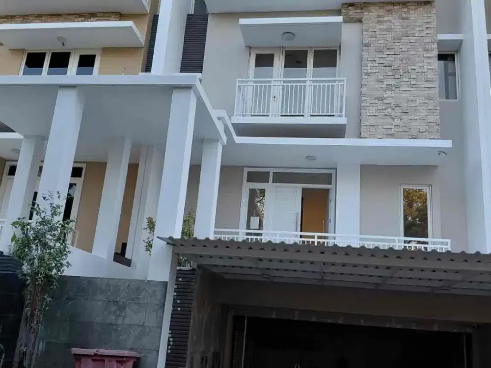 Disewakan rumah Mewah Sherwood Kelapa Gading