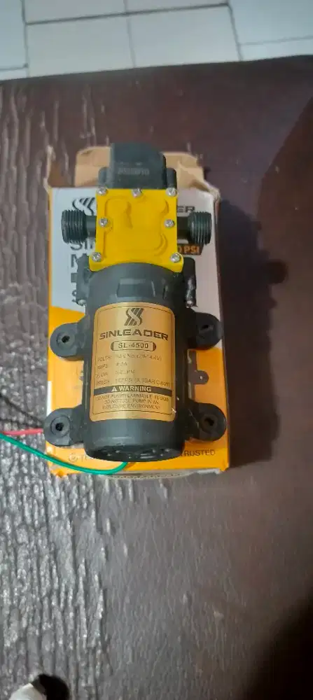 Pompa sedot mini 2unit dan power suplay 20A