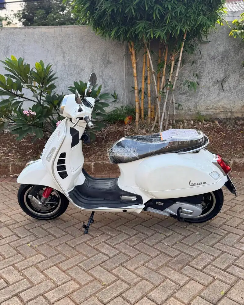 VESPA GTS 150 iGET ABS FACELIFT 2021 BERGARANSI
