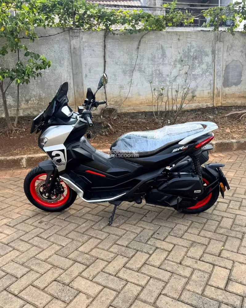 APRILIA SR GT 200 2022 BERGARANSI