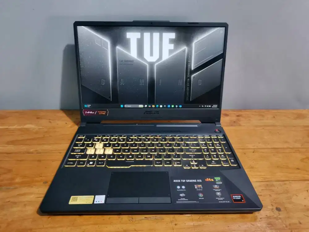 TUF FA506NCQ Ryzen 7 170 16/512GB RTX 3050 4GB Garansi Agustus 2028